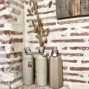 lot de trois bouteilles en gres 2