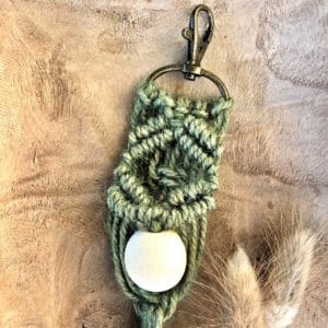 porte cle macrame vert 2