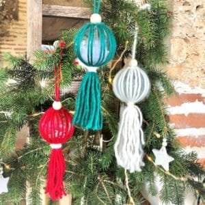 lot 3 boules de noël en laine 1